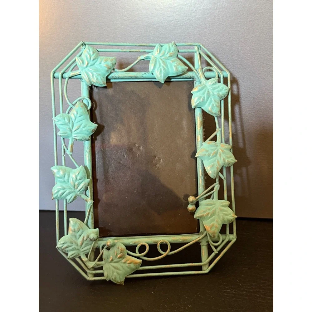 Ivy Leaf Photo Frame 5x7 Turquoise Color Distressed Metal cottage Core Whimsical